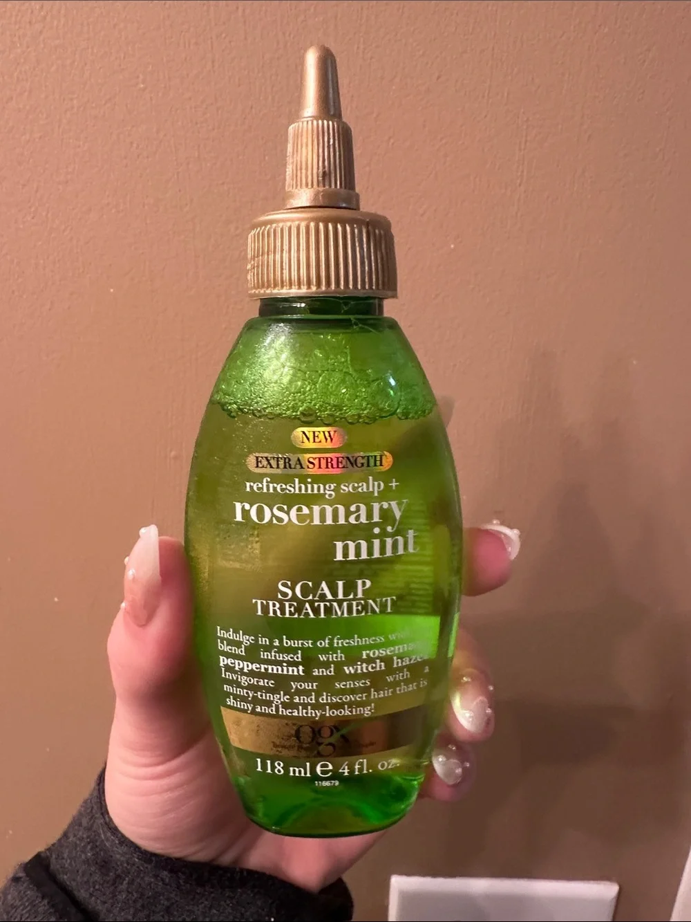 OGX Refreshing Scalp Rosemary Mint Scalp Treatment - Green